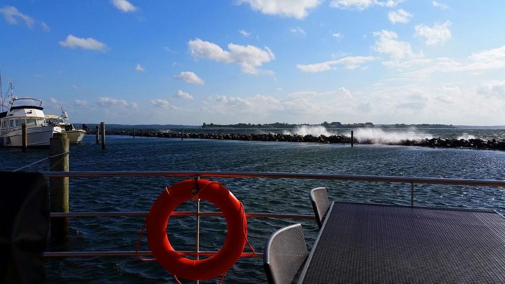 Hotel Hausboot Fjordblik Kollund Osterskov Zewnętrze zdjęcie